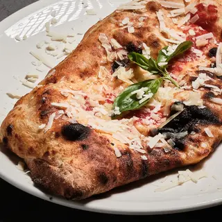 Pizza Calzone (Mediana)
