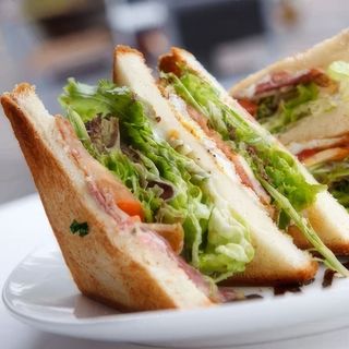 Club Sandwich Dinde Fumée