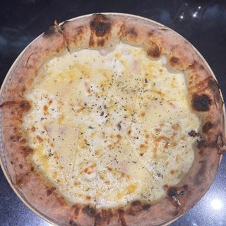 Pizza Quatre Fromages