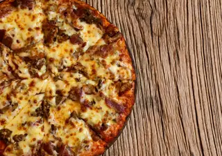 Regina Pizza Large