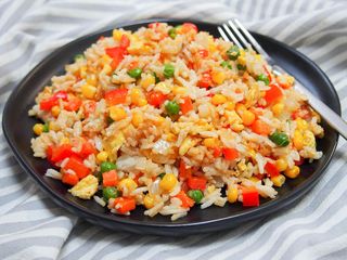 Fried rice with vegetables