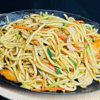 122. Spaghetti con frutti di mare alla piastra