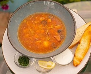 Солянка м'ясна