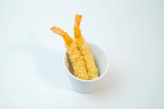 32.Tempura de langostinos (2 pzs.)