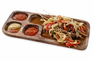 Brochettes De Filet De Bœuf & Accompagnement