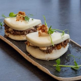 Pan Bao de Carrillera Ibérica / Iberian Pork Cheek Bao Bun