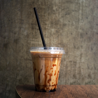 ცივი კარამლე მაკიატო