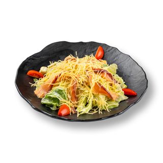 САЛАТ ЦЕЗАРЬ С СЕМГОЙ