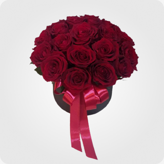 20 წითელი ვარდი ყუთში