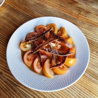 Ensalada De Tomate Y Anchoas