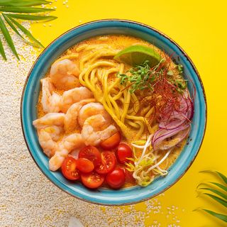 Карі лакса з креветками