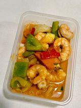 Gambas con curry roja
