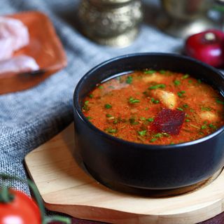 სუპხარჩო მჟავე ტყლაპით