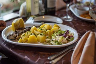 Pastrav prajit in malai