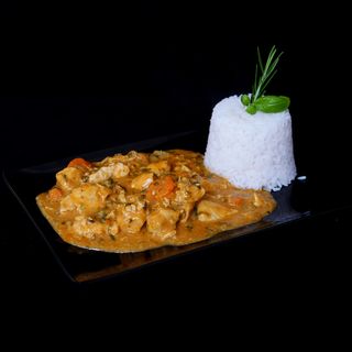 Kurczak w sosie curry