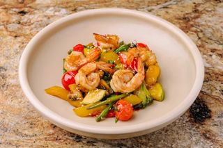 Salat Shrimp Stir-Fry