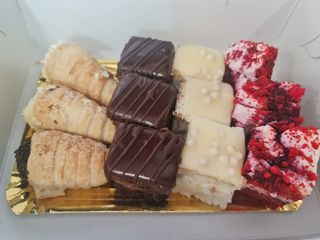 Platou miniprajituri