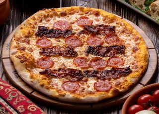 ბეკონ პიცა 33სმ