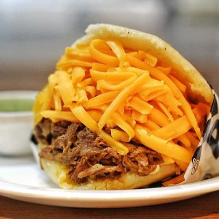  Arepa Ternera+Queso 