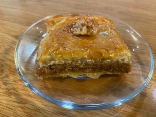 Baklawa de nueces y miel