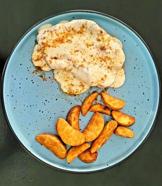 Piept de pui cu sos gorgonzola