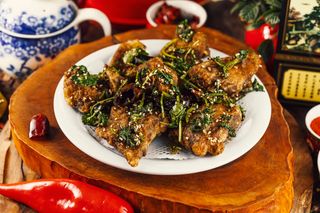 E6-შემწვარი ღორის ნეკნები ,,ზირანის’’ სანელებლით