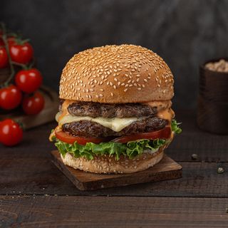 Чизбургер говяжий двойной