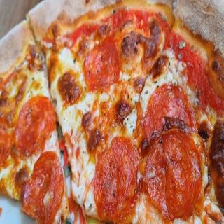 Pizza Pepperoni
