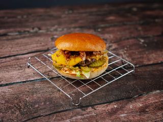Crunchy bite burger + Coca-Cola