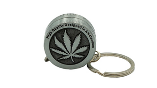 Młynek Metalowy High Fly z brelokiem