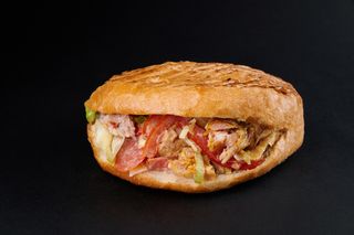 Кебаб в булці (385/415г)