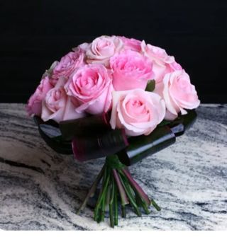 Bouquet compatto - 15 rose rosa