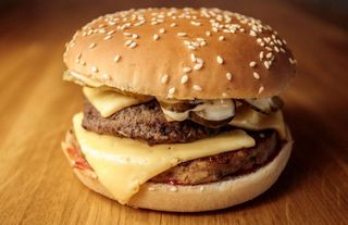 Дабл Чізбургер (380)