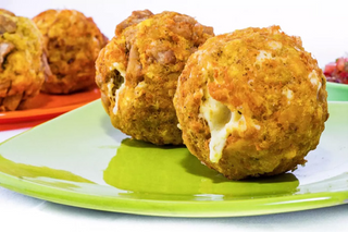 Bolón de queso (formaggio)