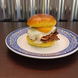 Burger Shelby