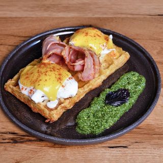 Potato waffle with bacon