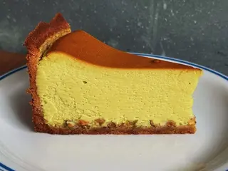 BASQUE CAKE PISTACHIO (150g)