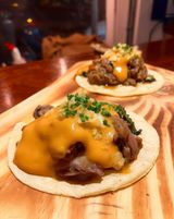 Tacos de costilla de cerdo y salsa de kebab (Media Ración)