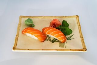 02Nigiri Sake (Salmon)