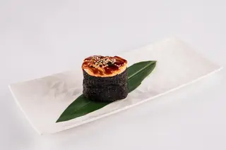 Гункан с креветкой