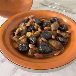 Tajín de ternera + pan marroquí