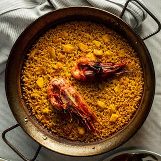 Arroz con carabineros del Sur. Ración