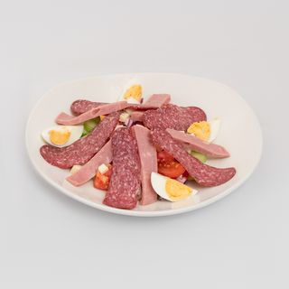 Вълча салата (300г)