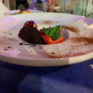 Brownie De Chocolate Y Helado De Vainilla (Casero)
