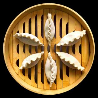 Pierożki z grzybami mun i shitake (6 szt.)