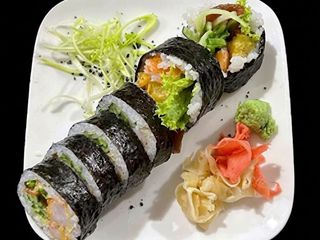 Futomaki Krewetka w tempurze 6szt.