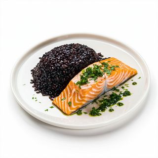 Somon cu orez negru/integral