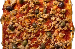 Pinsa tonno e cipolle 2.0