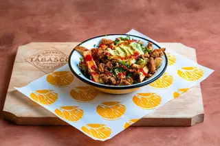 Supreme Fries Pui si salata Tabouleh