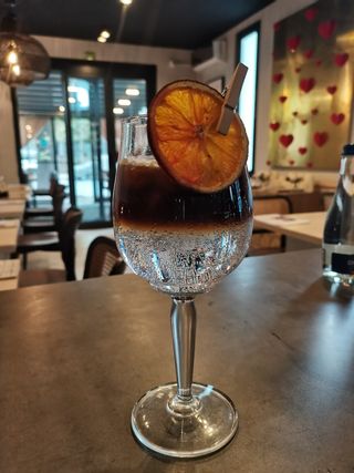 Espresso tonic